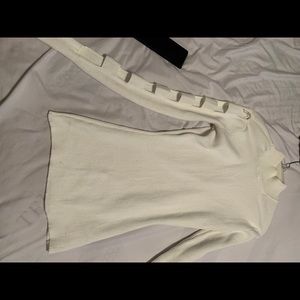 Medium size white long sleeve shirt